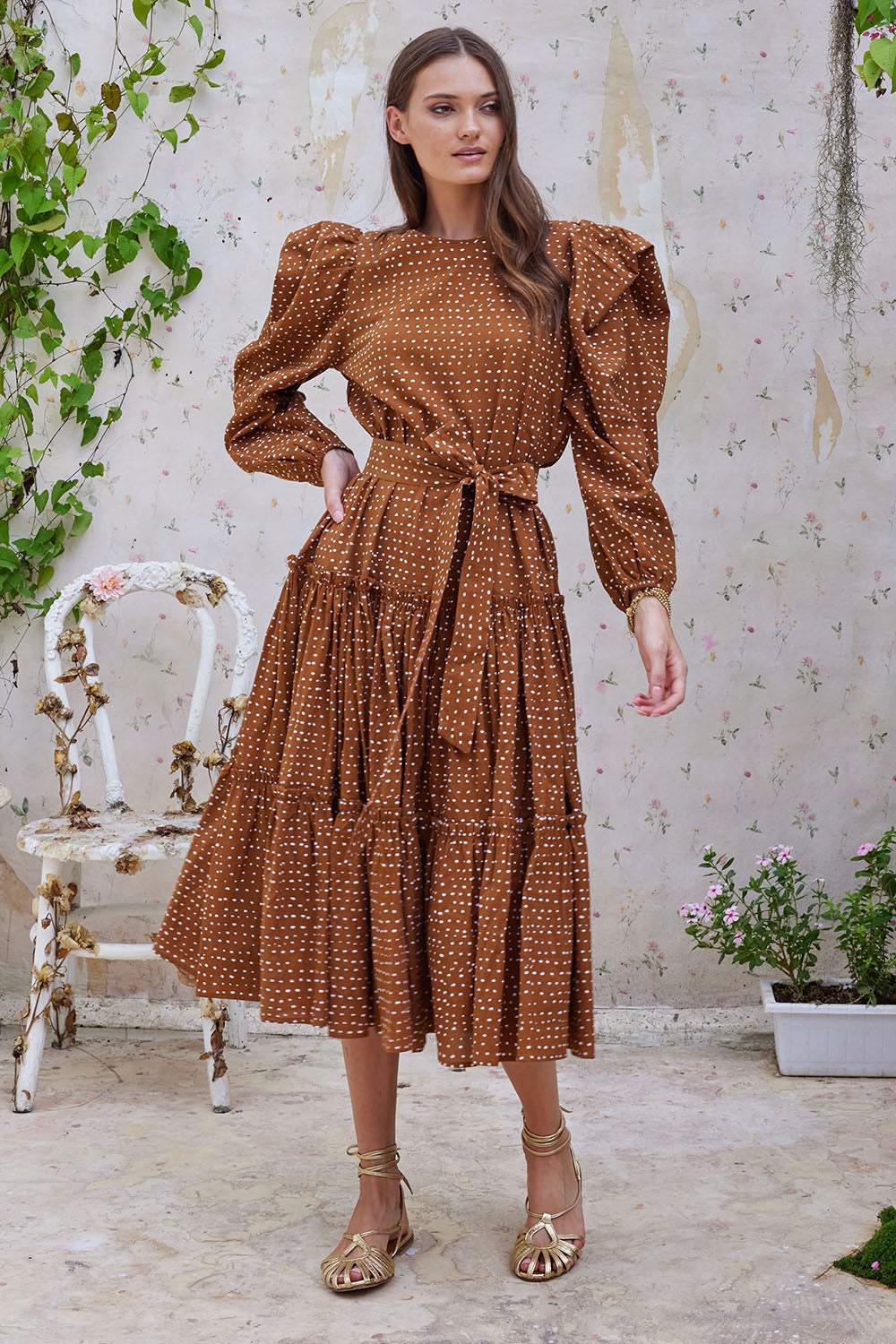 LEXXI MIDI DRESS RANDOM DOT BROWN ALEZAN